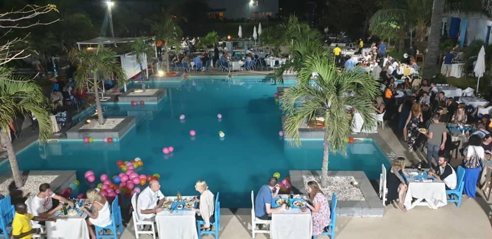 Djembe Beach Resort Kololi Exteriér fotografie